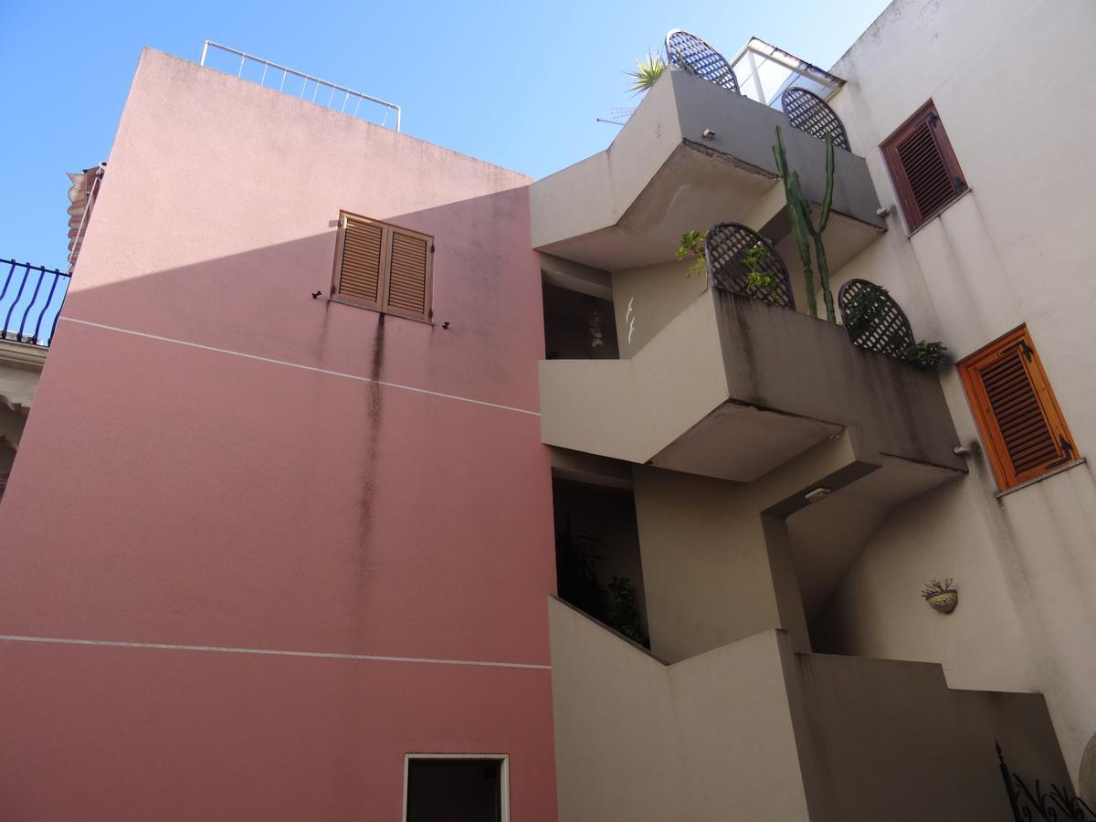 Claudia - Case Vacanze A Canneto Spiaggia Εξωτερικό φωτογραφία
